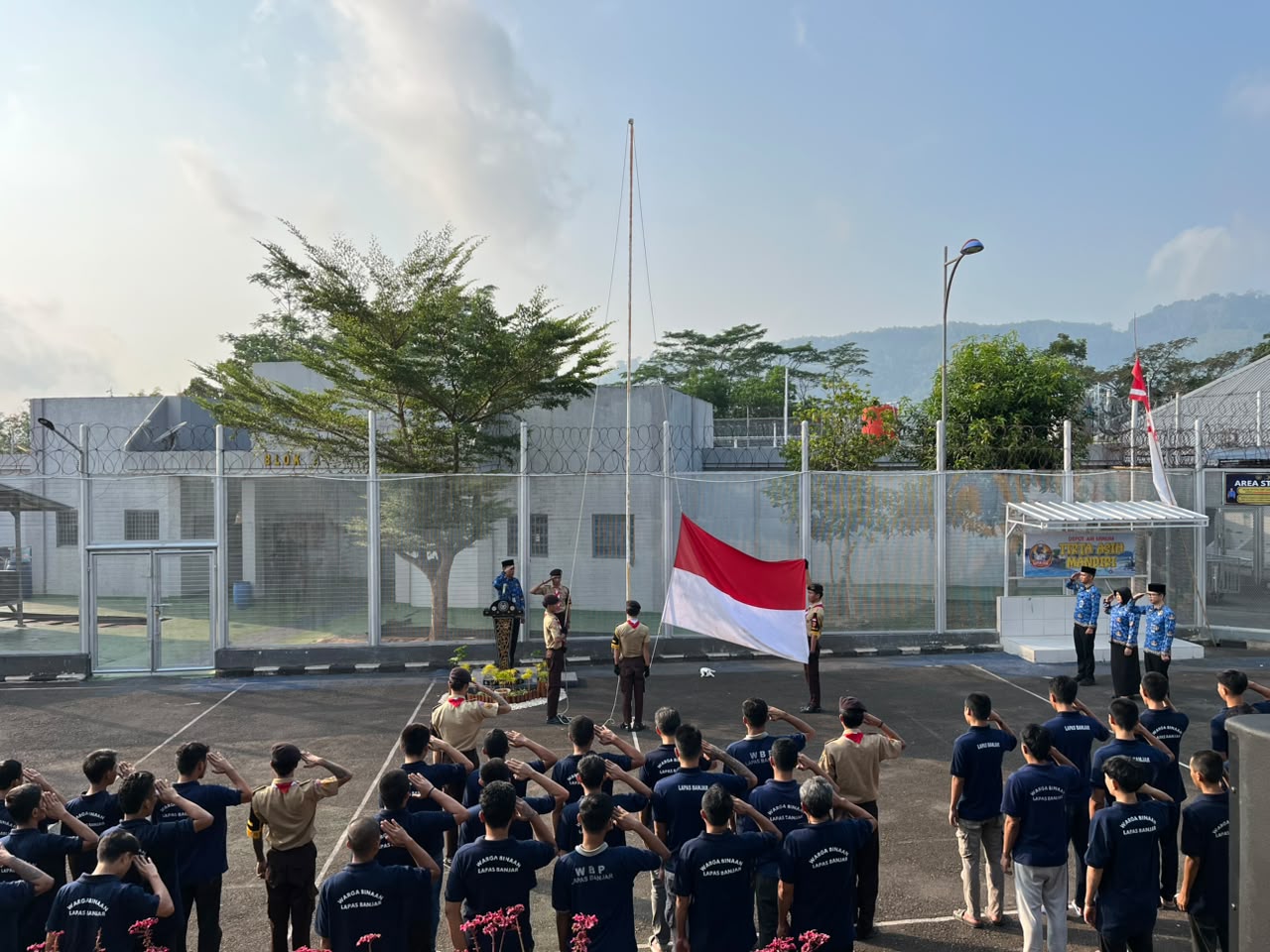 UPACARA HARI KESADARAN NASIONAL LAPAS BANJAR PERKUAT WAWASAN KEBANGSAAN WARGA BINAAN