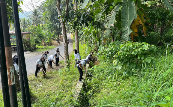 Pengabdian Pemasyarakatan Kepada Masyarakat, Lapas Banjar Laksanakan Aksi Bersih Fasilitas Umum dan Sosial Dalam Rangka Hari Bhakti Pemasyarakatan 2026