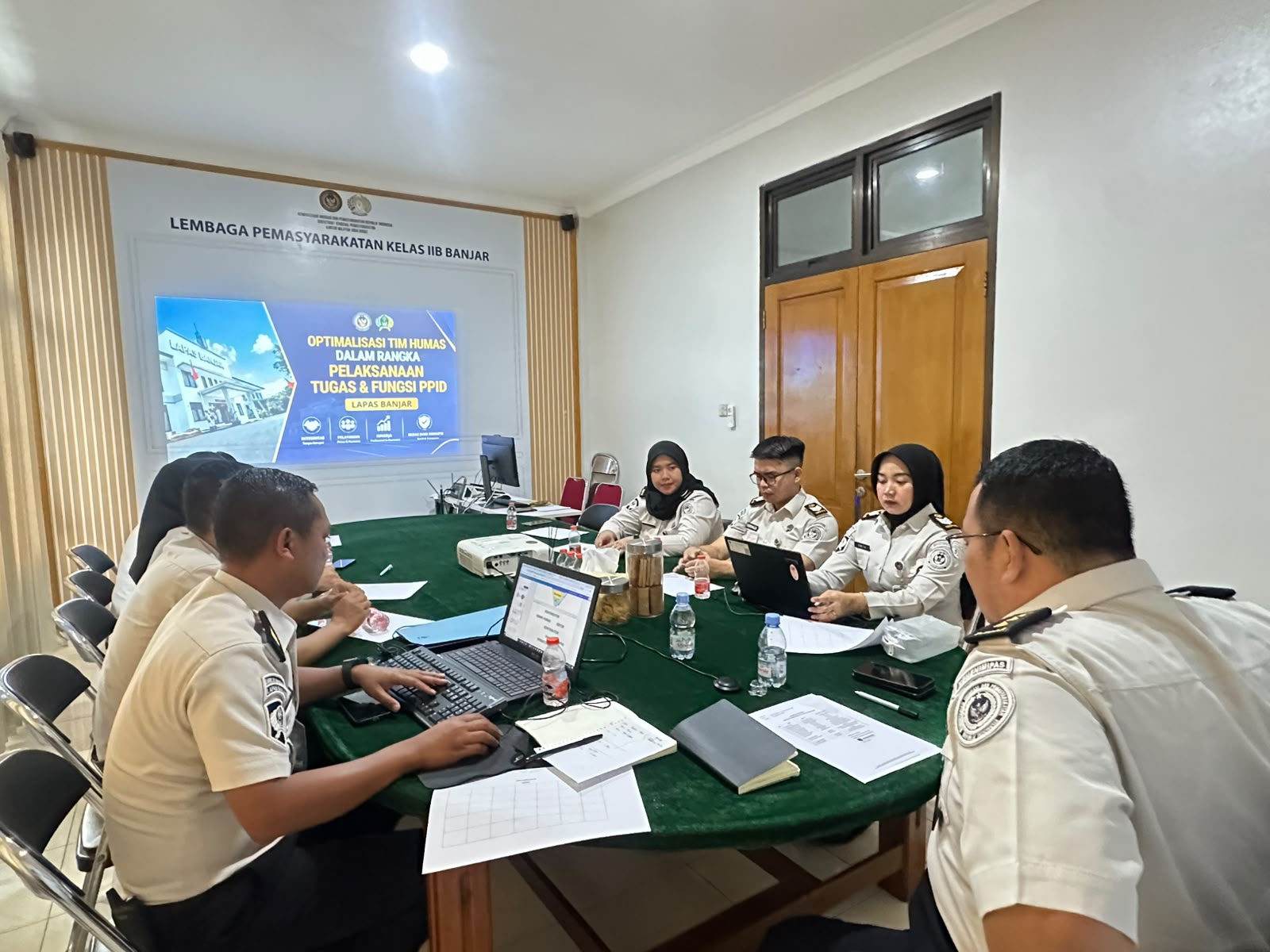 Optimalkan Keterbukaan Informasi Publik, Lapas Banjar Gelar Rapat Sosialisasi Tugas dan Fungsi PPID bagi Tim Humas