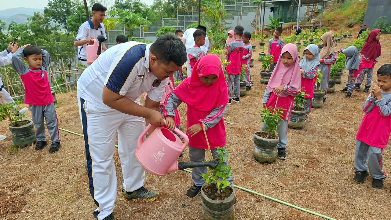 Kenalkan Program Pembinaan dan Ketahanan Pangan kepada Pelajar Lapas Banjar Gelar Edu Explore